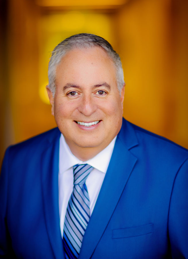 Tim Minjares Headshot